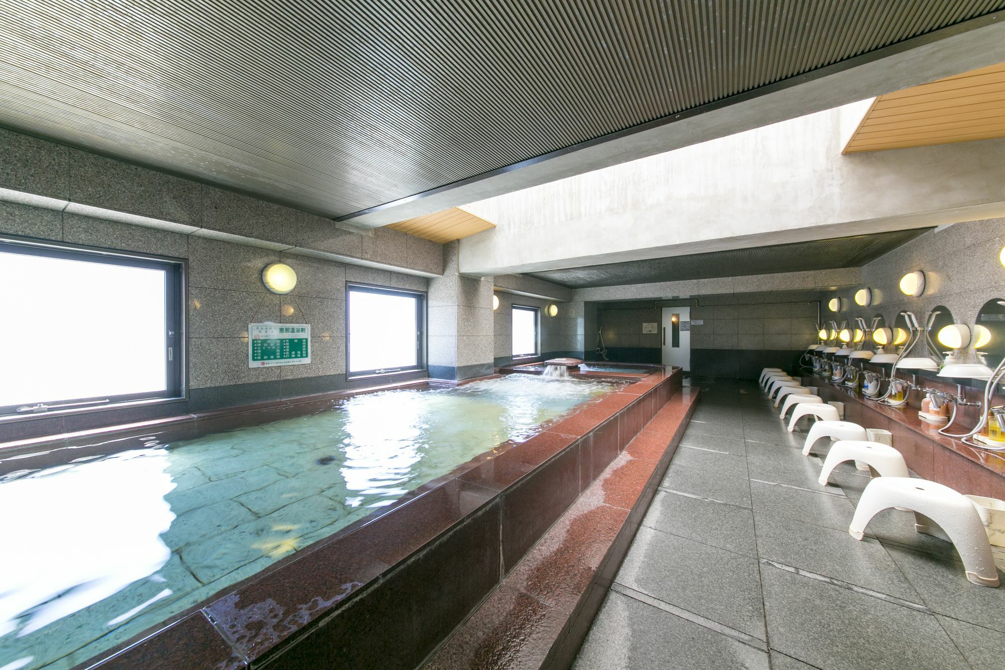 Plaza Hotel Toyota Тойота Екстер'єр фото